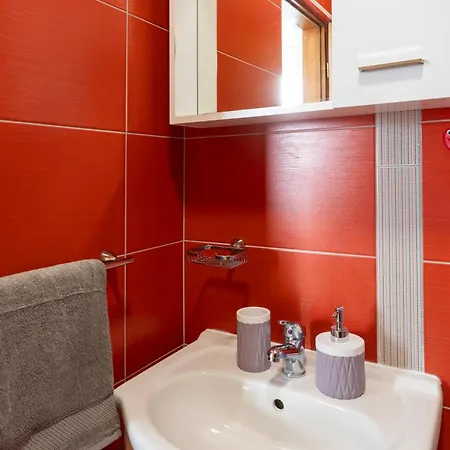 Luma Retreat Jacuzzi & Peaceful Rides Petraca