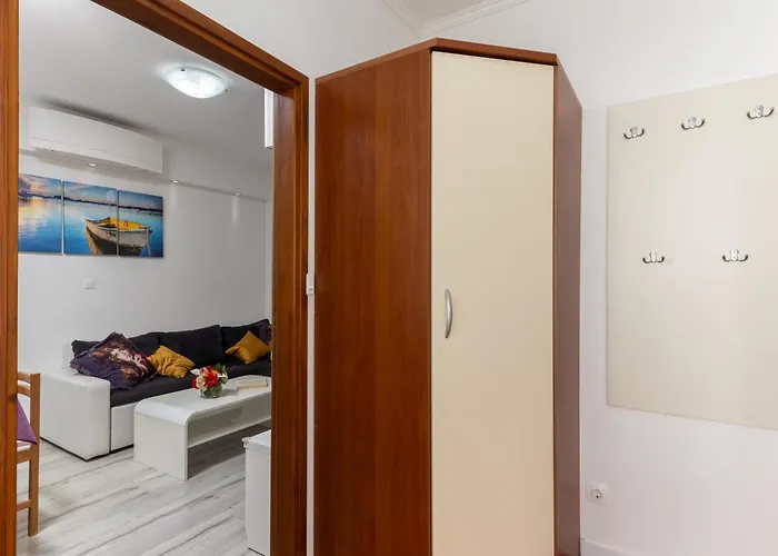 Luma Retreat Jacuzzi & Peaceful Rides Appartement *